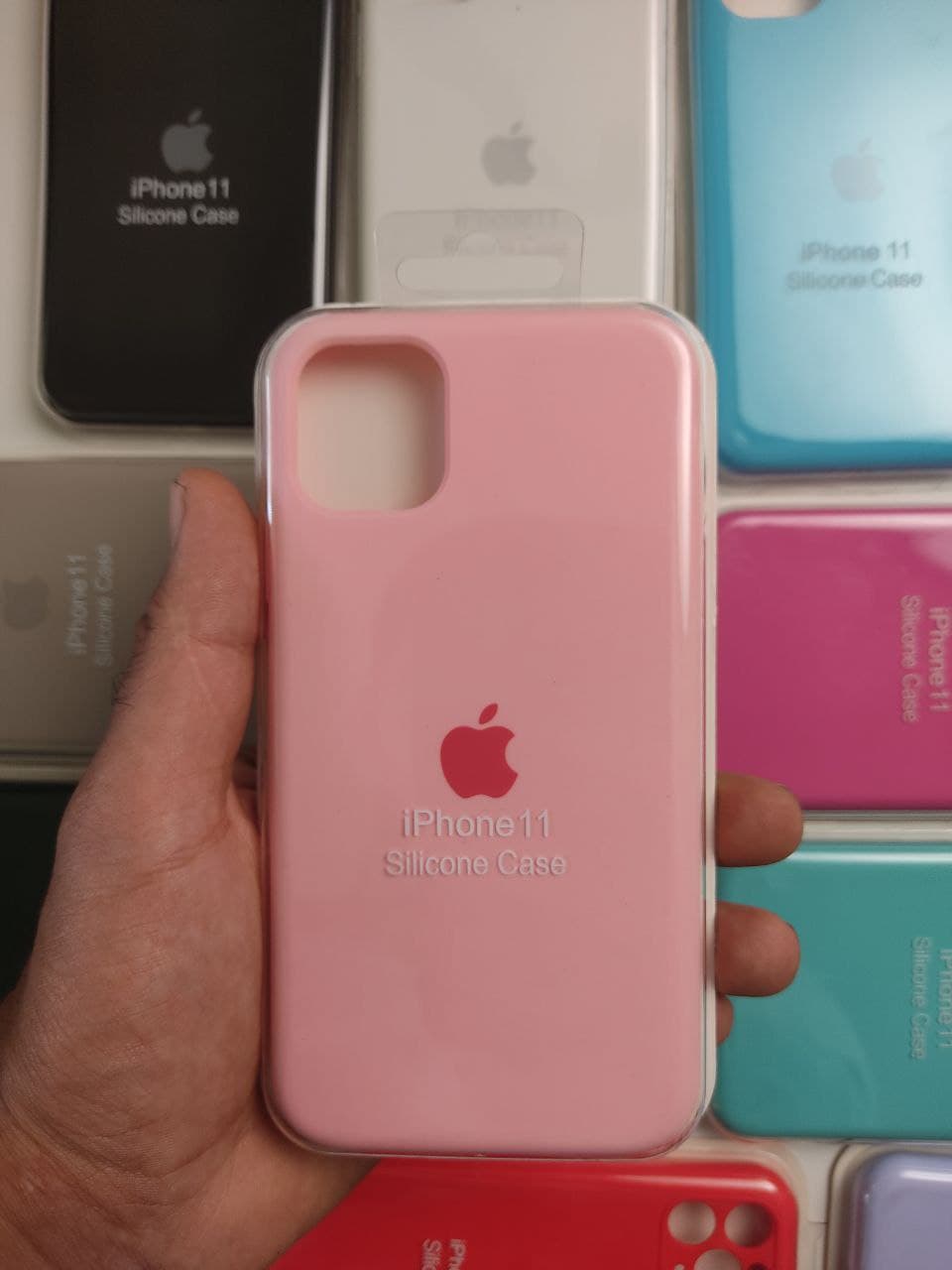 کاور مدل سیلیکونی اپل IPHONE 11 زیر بسته