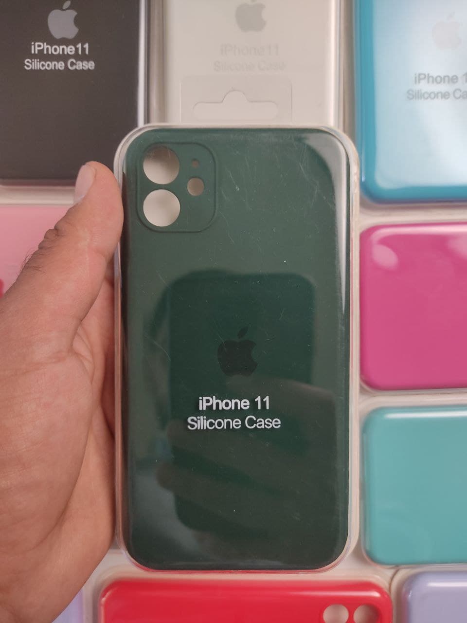 کاور مدل سیلیکونی اپل IPHONE 11 زیر بسته