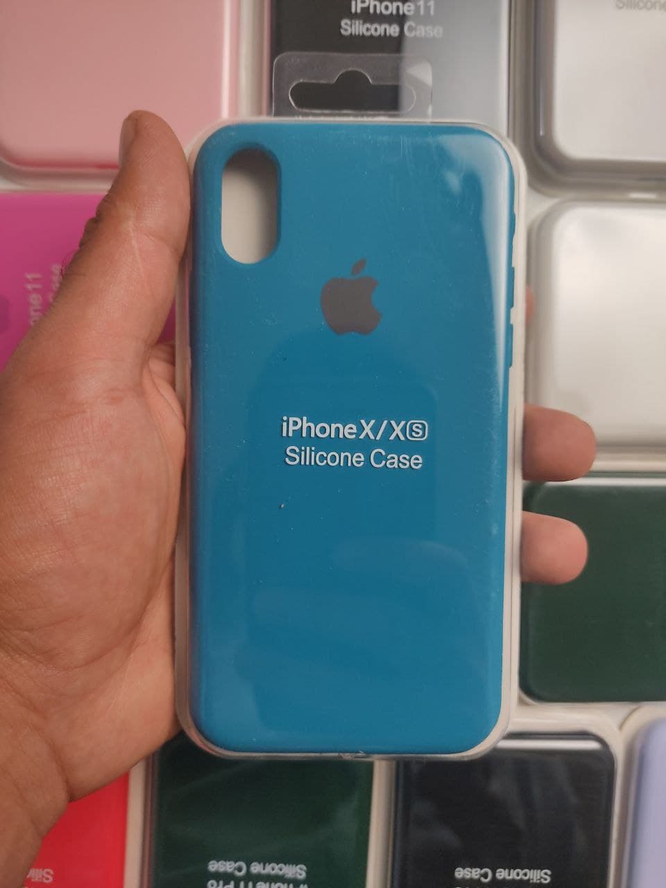 کاور مدل سیلیکونی اپل IPHONE X زیر بسته